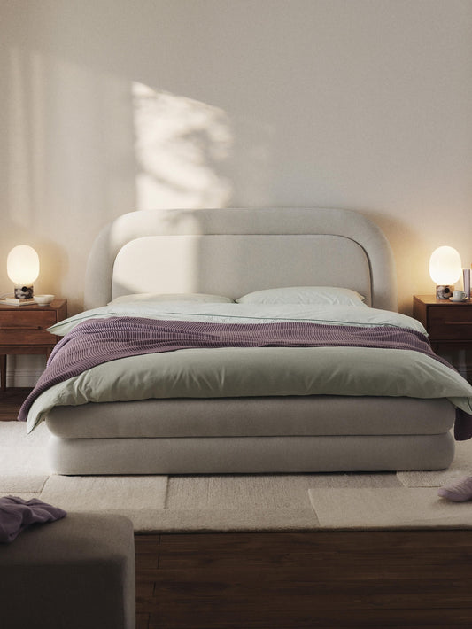 Solvetta Upholstered Bed