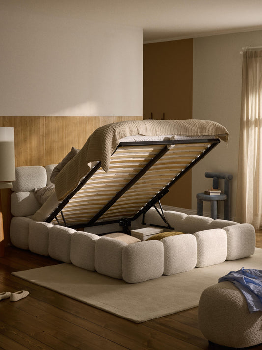 Taybria Teddy Bouclé Upholstered Bed with Storage