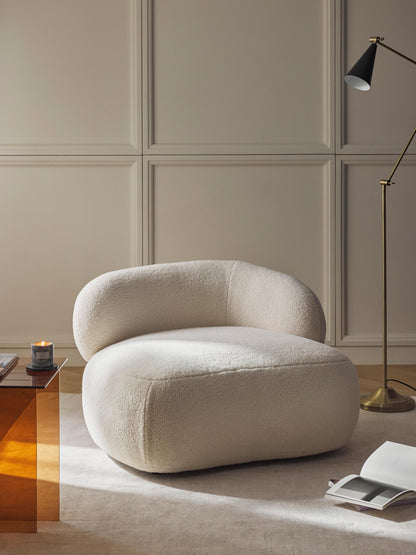 Alvira Lounge Chair in Teddy Fur