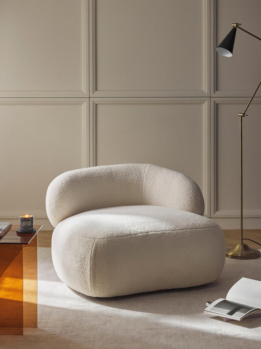 Alvira Lounge Chair in Teddy Fur
