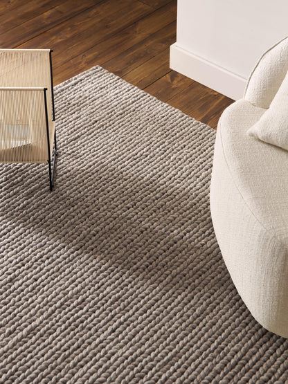 Brunora Handmade Rug in Wool with Braided Texture