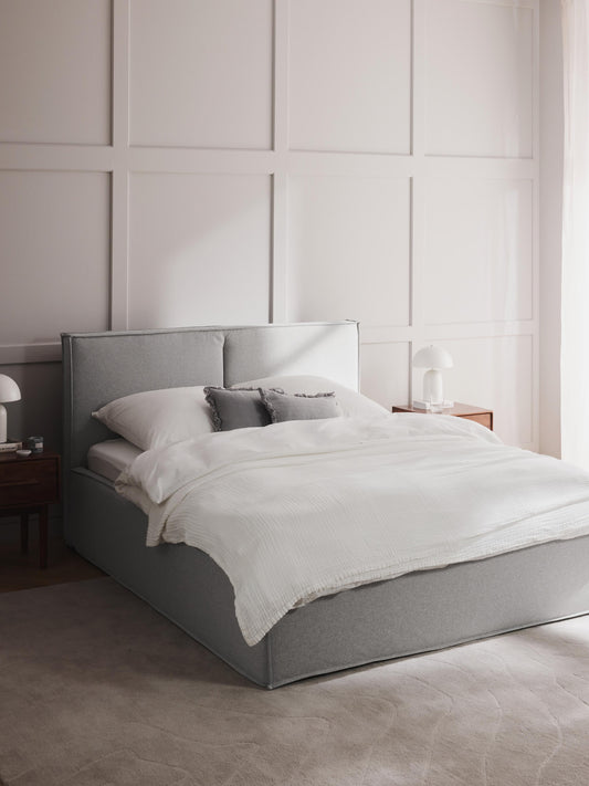 Drescano Upholstered Bed