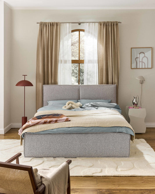 Drescano Upholstered Bouclé Bed
