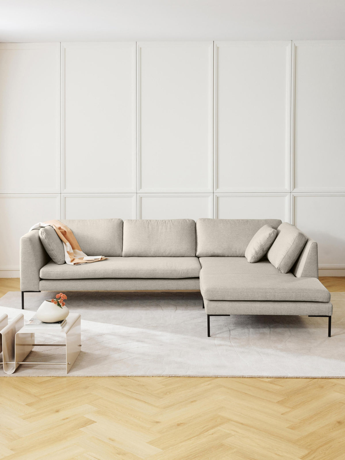 Emravia Corner Sofa with Metal Legs