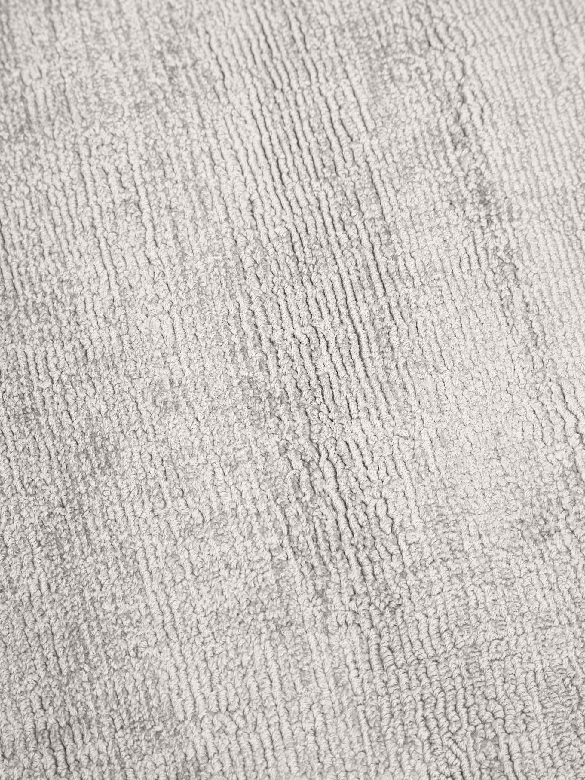 Janoria Hand-Woven Rug in Viscose