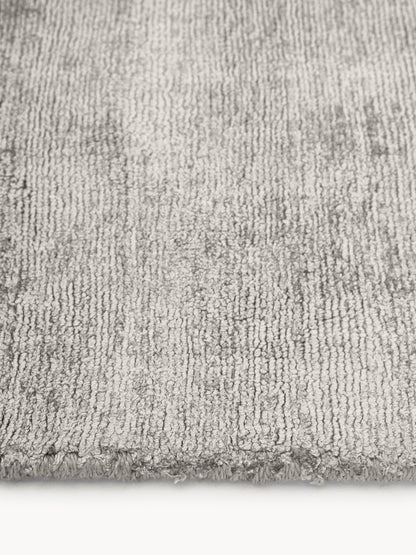Janoria Hand-Woven Rug in Viscose