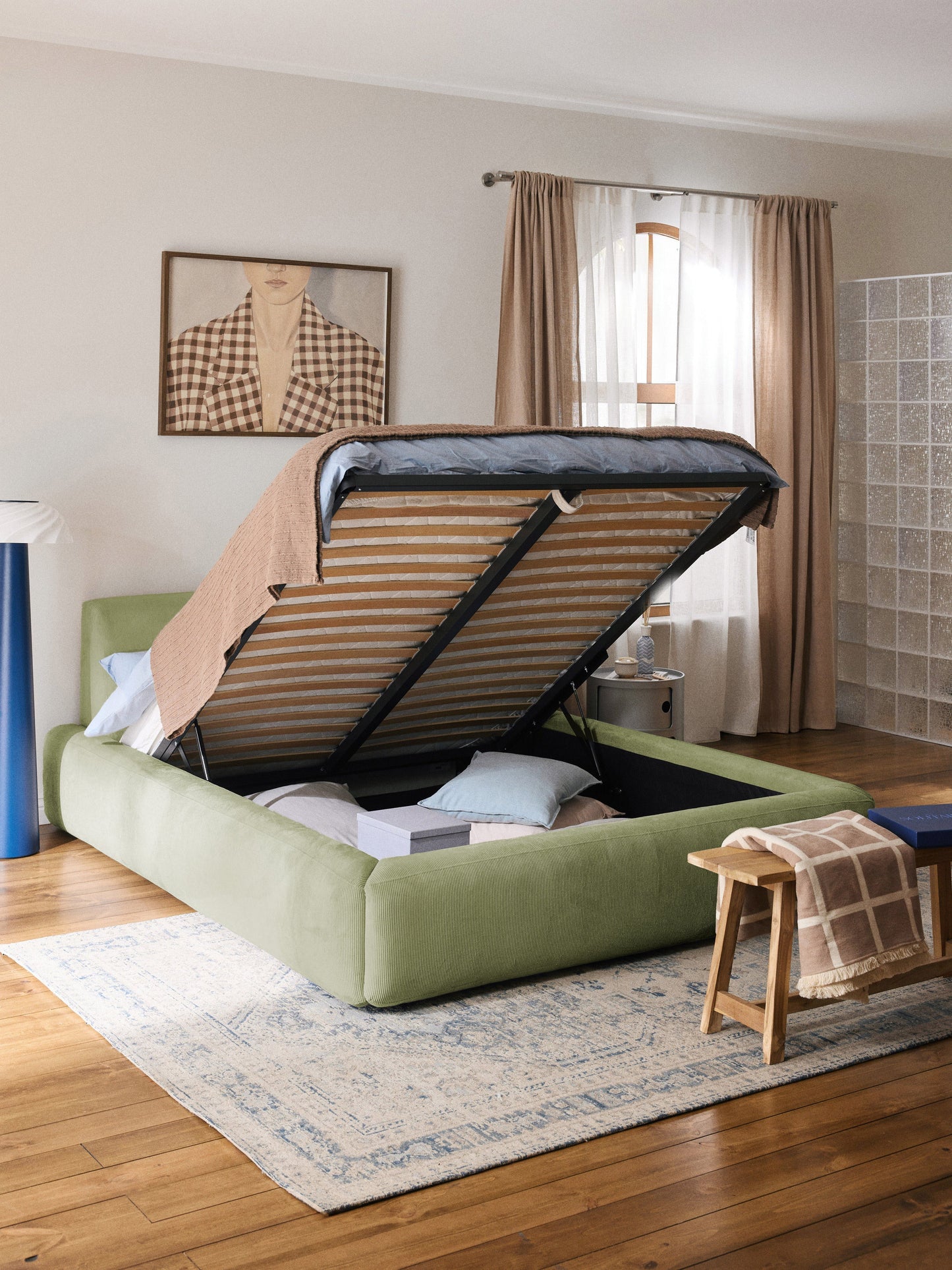 Melriva Upholstered Storage Bed